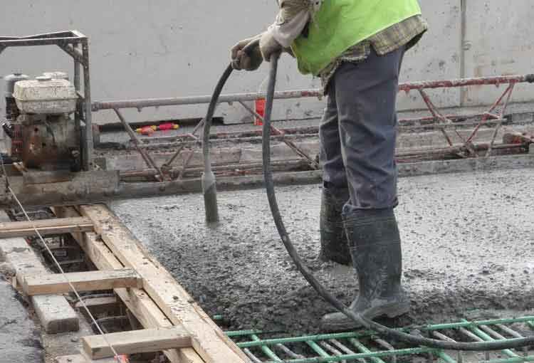 Method of concrete compaction
